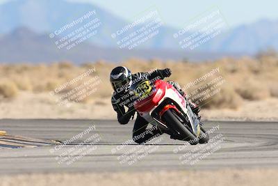 media/Dec-07-2025-CVMA (Sun) [[3e7d2de5dc]]/Race 9-Formula UL Shootout/